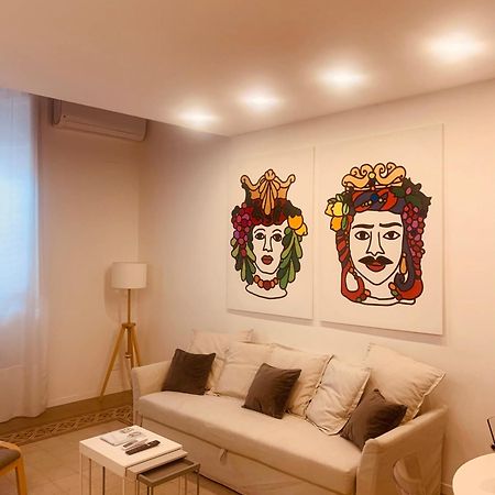 Palazzo Caltagirone Suite Palermo Exterior foto
